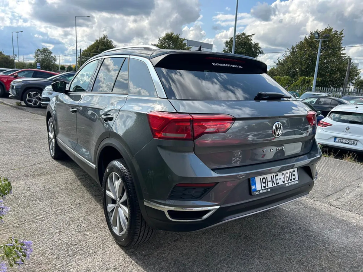 Volkswagen T-Roc DESIGN 1.6 TDI MANUAL - Image 3