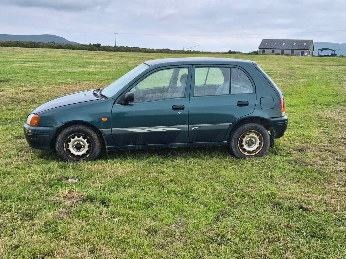 Toyota starlet - Image 2