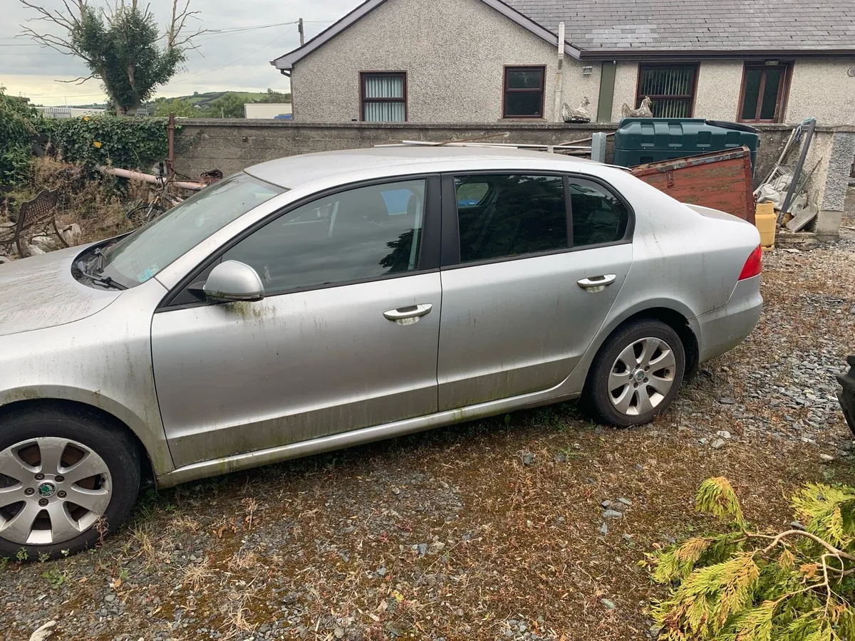 Skoda superb - Image 2