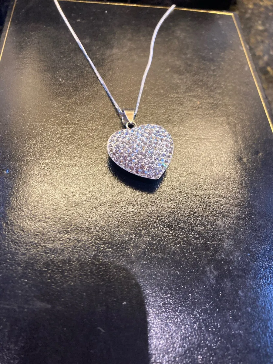 Stunning Sterling Silver heart pendant - Image 2