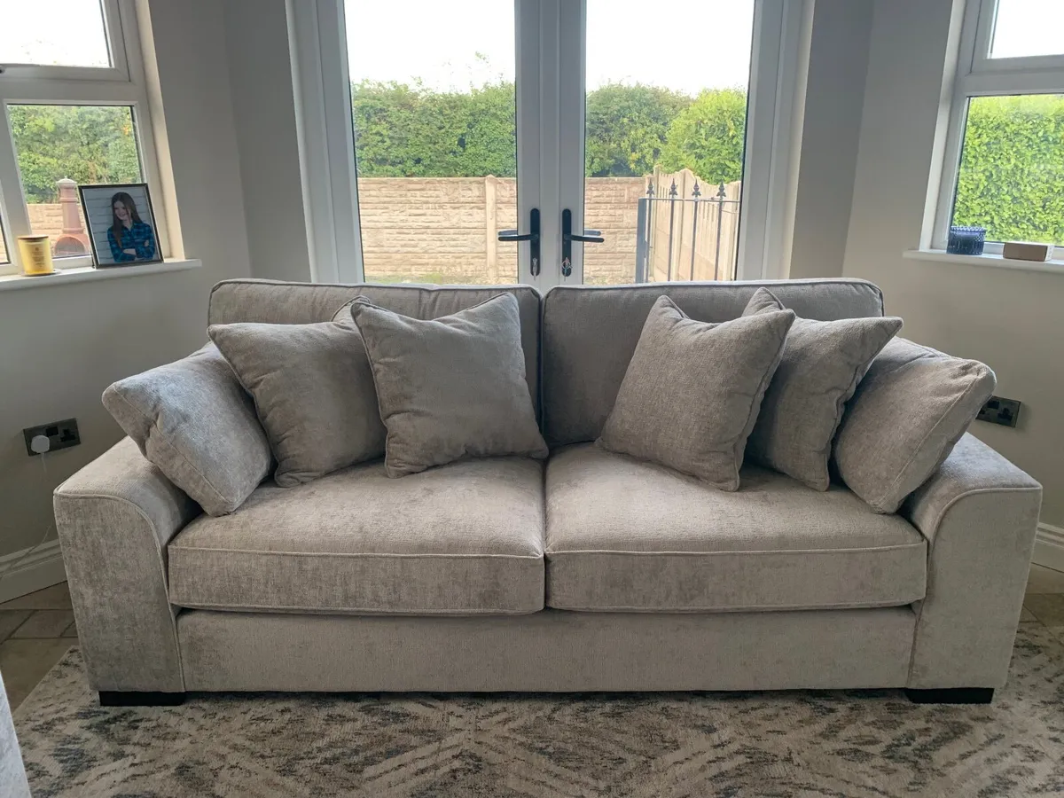 3 seater Sofa and love chair - Image 2