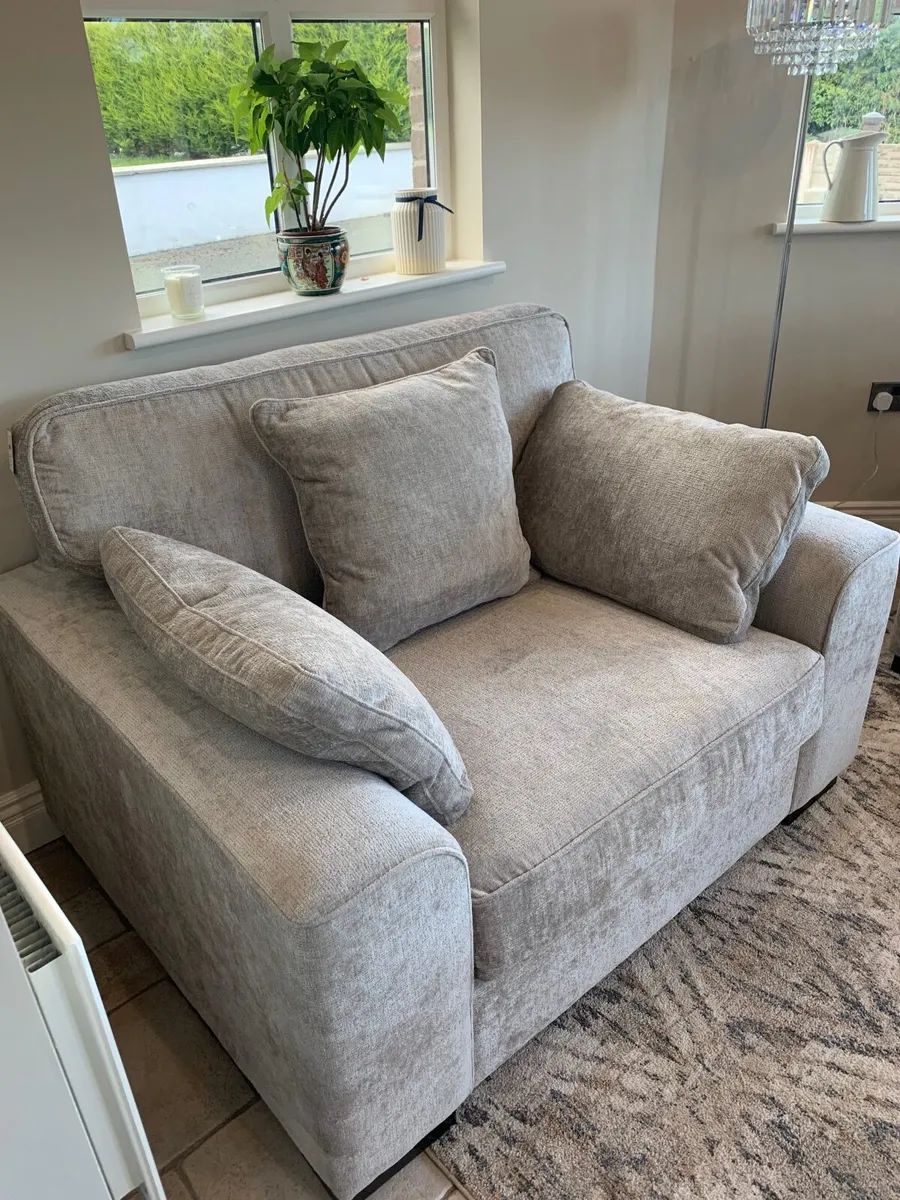 3 seater Sofa and love chair - Image 3