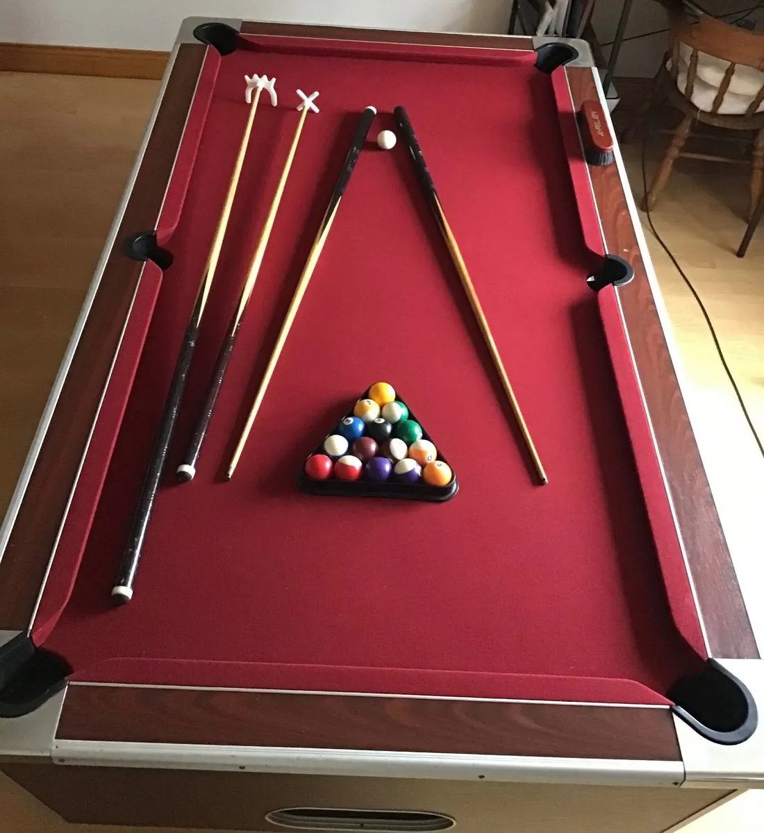 Pool table - Image 2