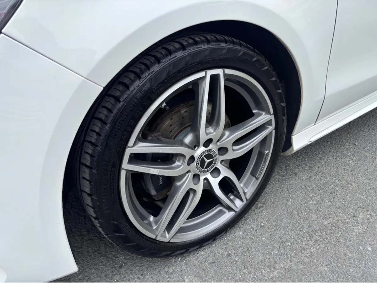 Mercedes-Benz CLA 180 4DR AMG line only 46737 kms - Image 3
