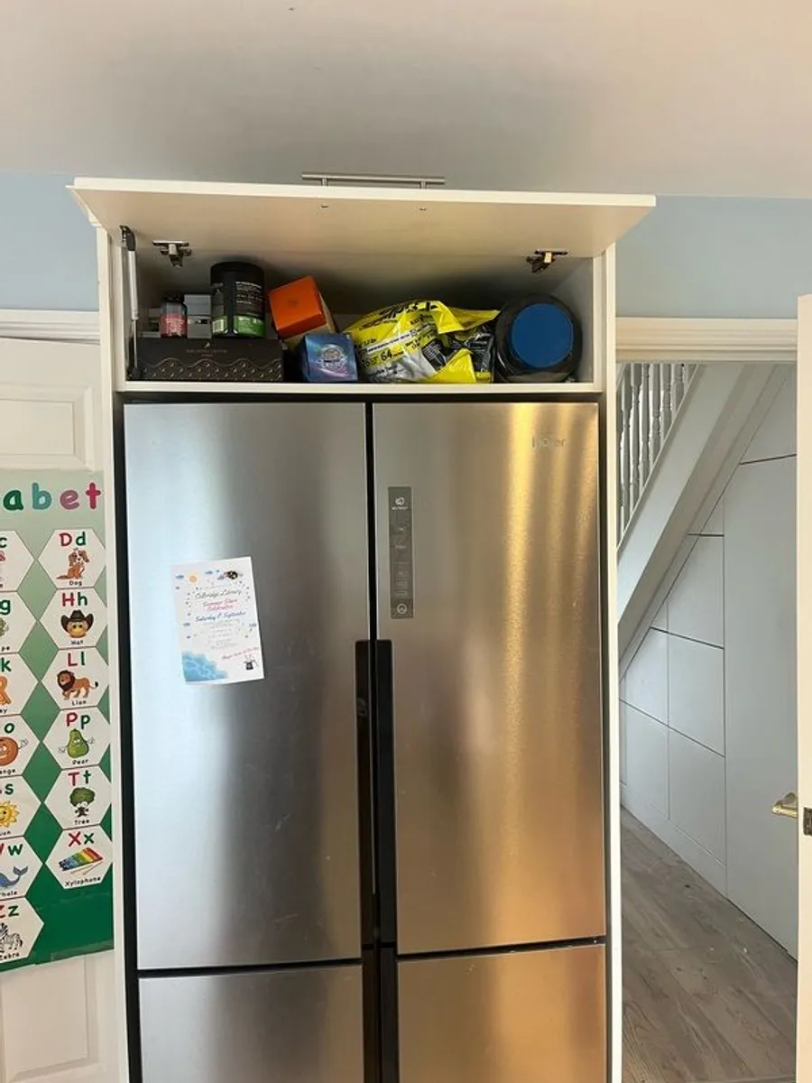 Large unit for a double fridge in cream shaker style - Image 3