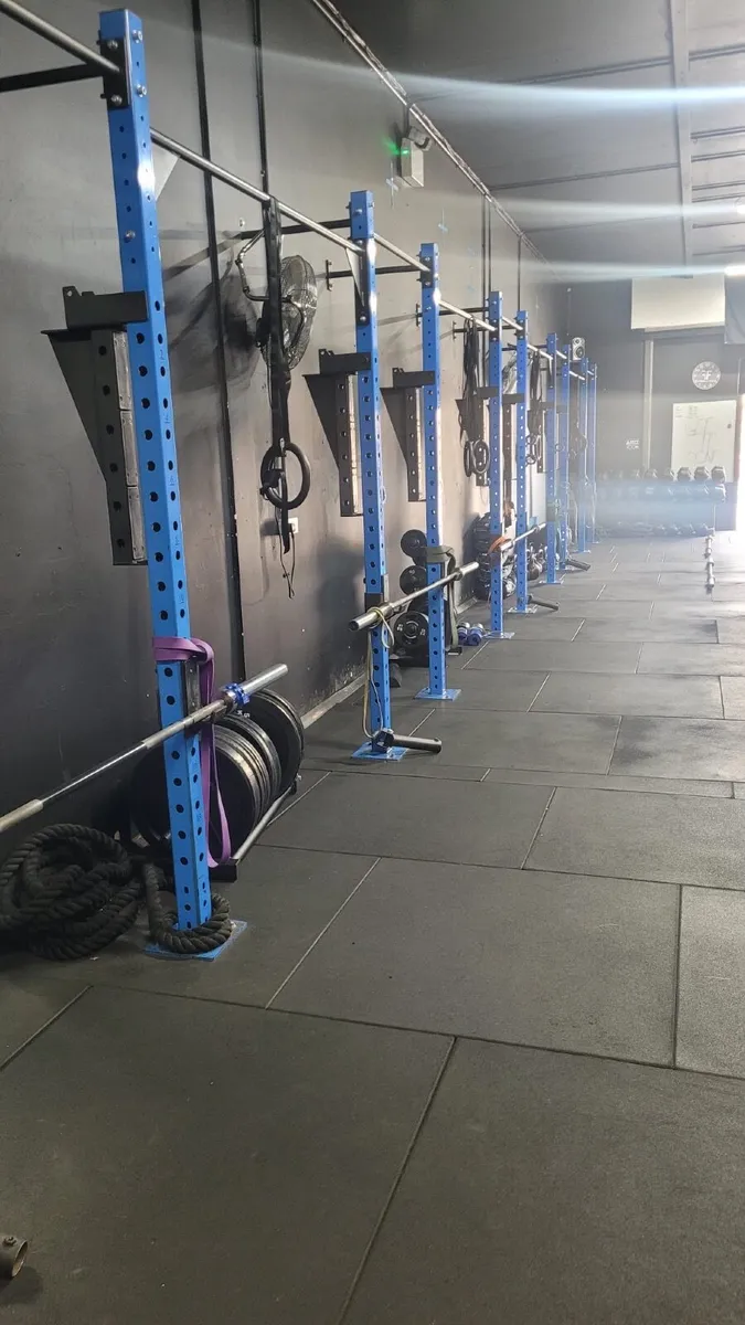 Gym equipment - Image 1