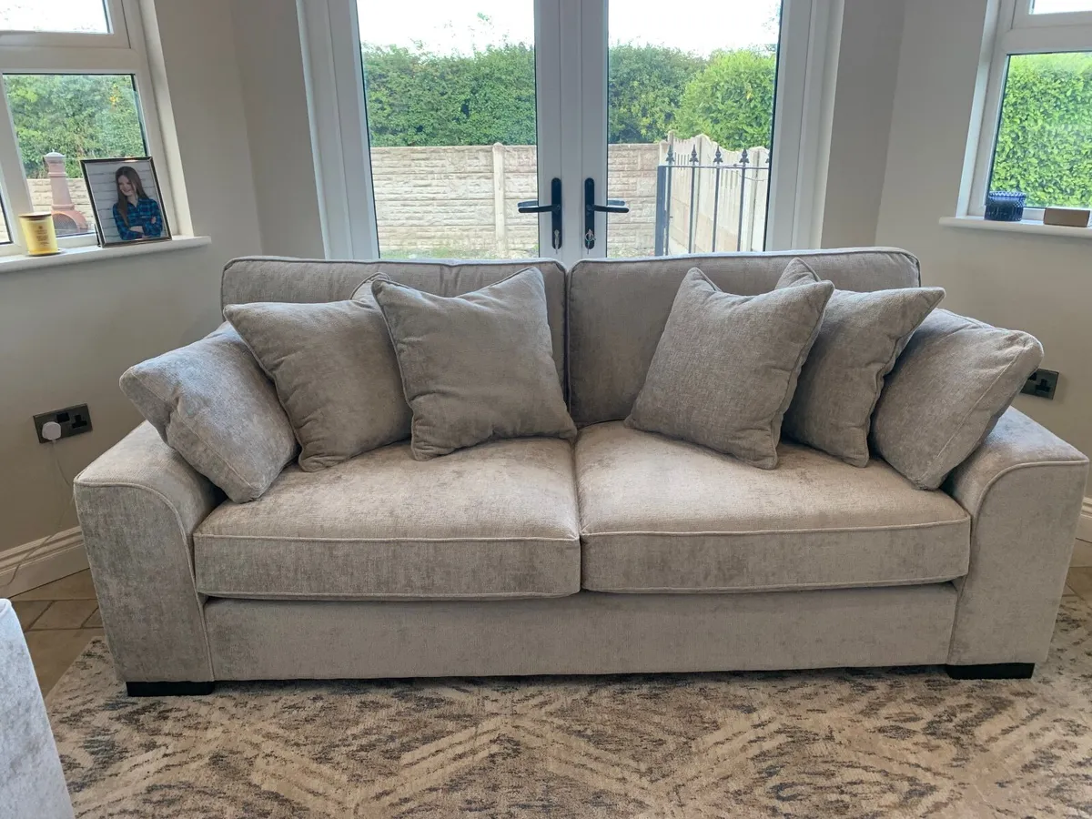 3 seater Sofa and love chair - Image 4