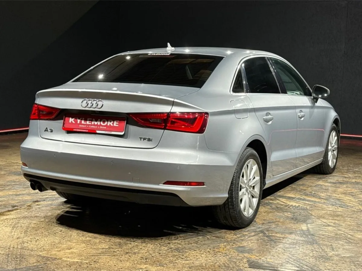 Audi A3 1.4 AUTO TFSI - FULL LEATHER INTERIOR - AL - Image 4