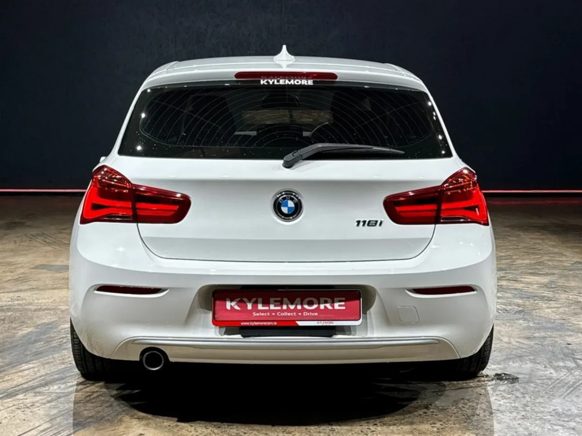 BMW 1-Series 118i - AUTOMATIC - STYLE EDITION - VE - Image 4
