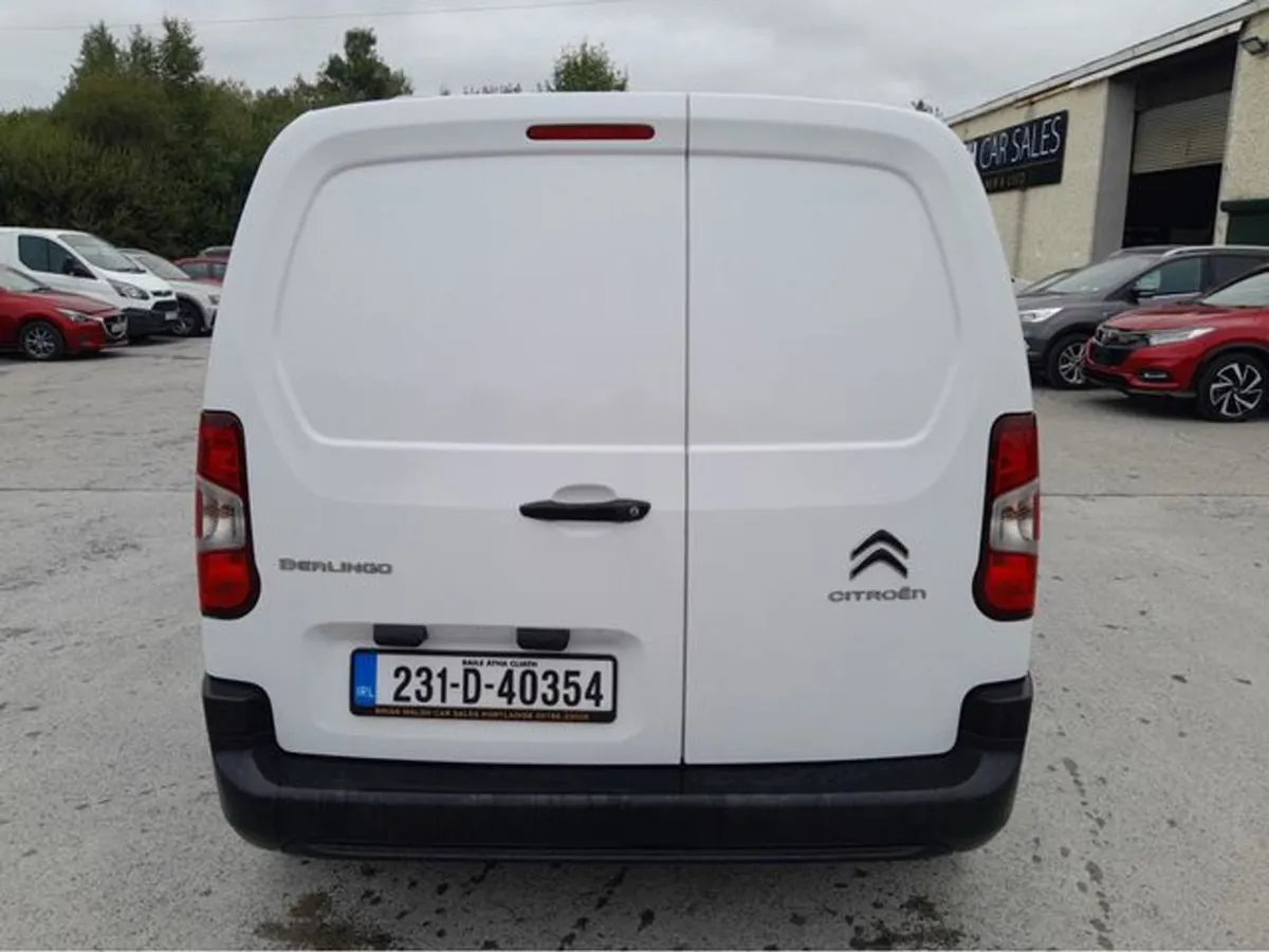 Citroen Berlingo LX Bluehdi 100 MWB 65 650KG My52 - Image 2