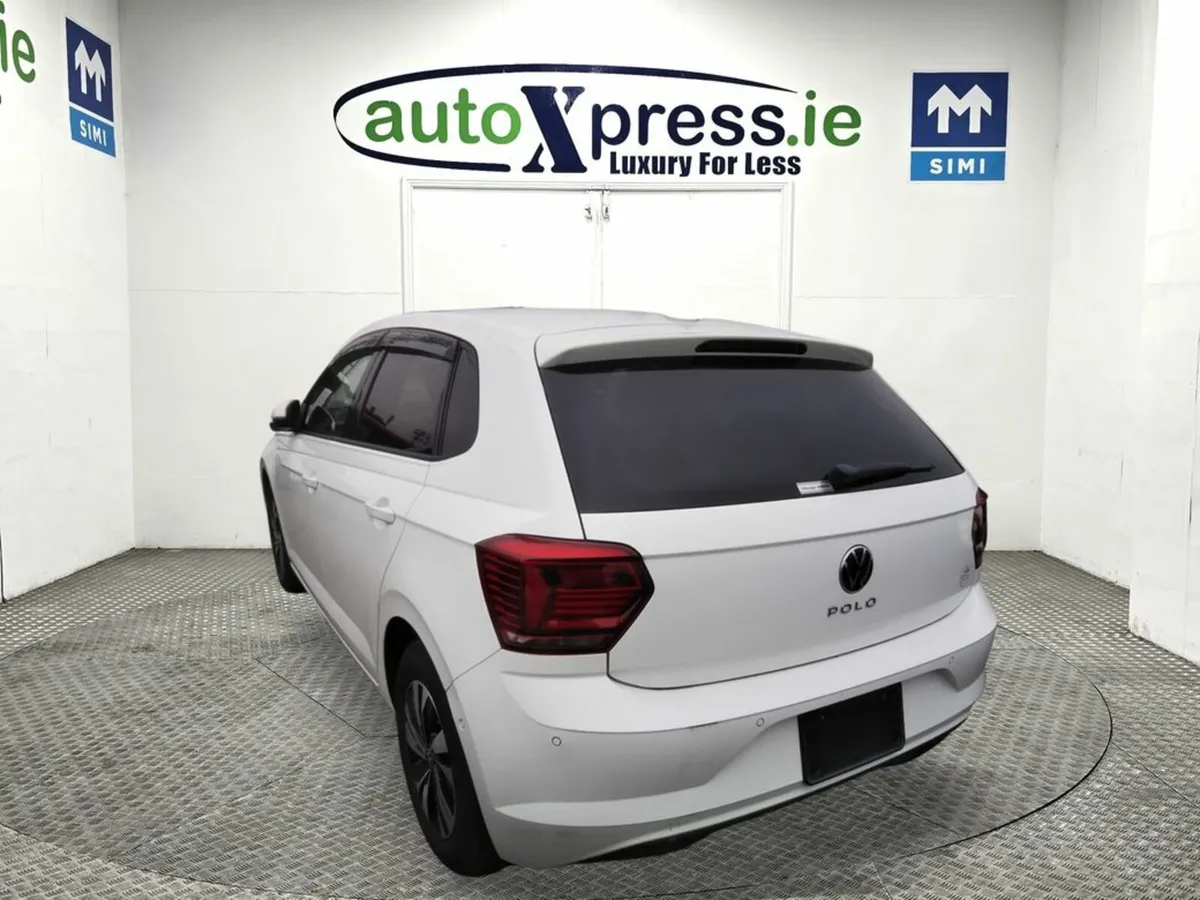 Volkswagen Polo 1.0 TSI Automatic, Reversing camer - Image 3