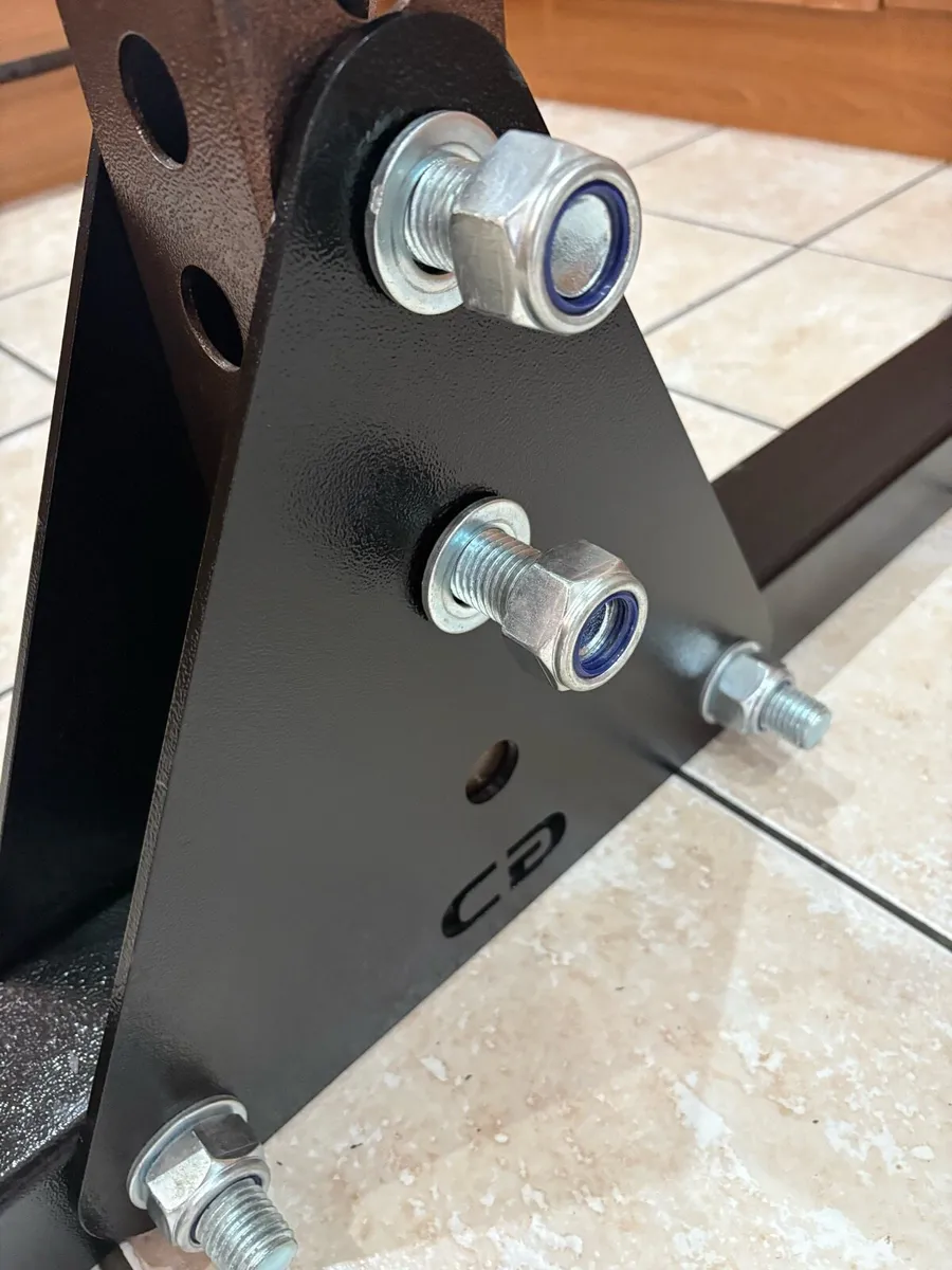 PLEASE READ, BARGAIN! CUSTOM GYM COMMERCIAL RACK!! - Image 4