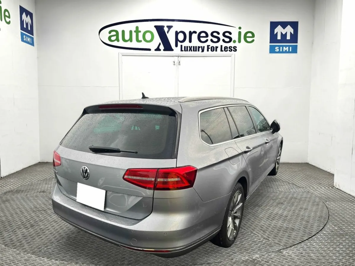 Volkswagen Passat 2.0 TDI HIGH LINE Automatic, Rev - Image 3