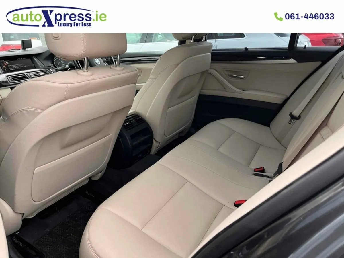 BMW 5-Series 523D Automatic, Reversing camera - Image 2