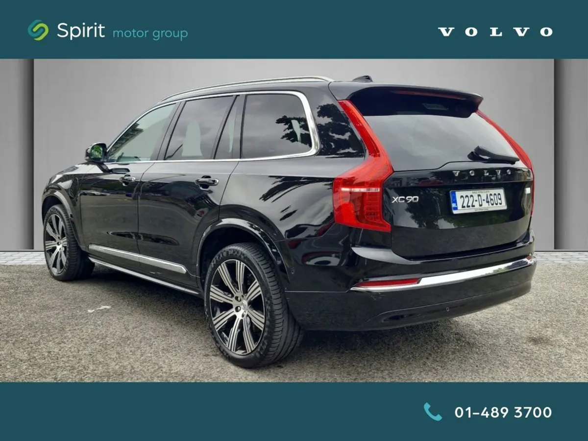 Volvo XC90 T8  plug In Hybrid  Plus (bright Theme - Image 3