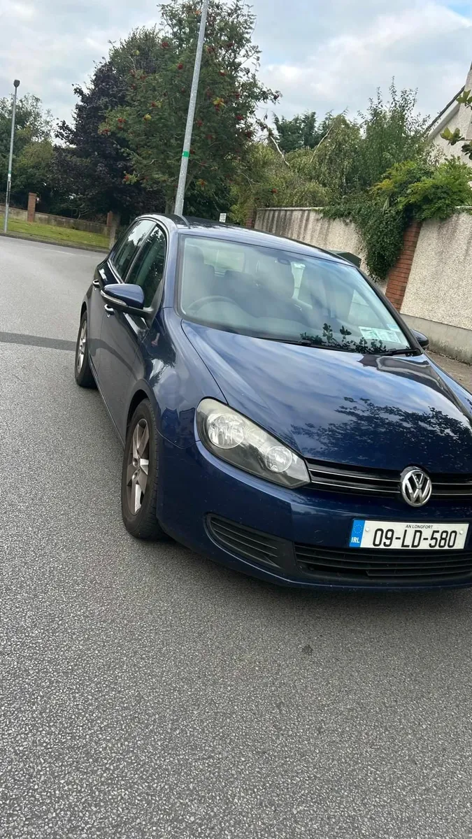Volkswagen Golf 2009 - Image 2