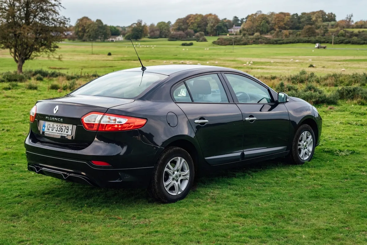 Renault Fluence 2012 - Image 1