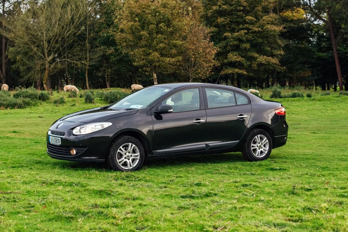 Renault Fluence 2012 - Image 4