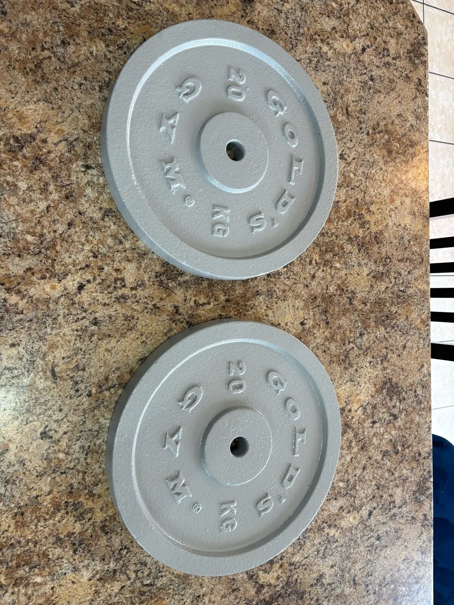 METAL WEIGHT PLATES STANDARD 1 INCH!! 2 X 20KG - Image 1