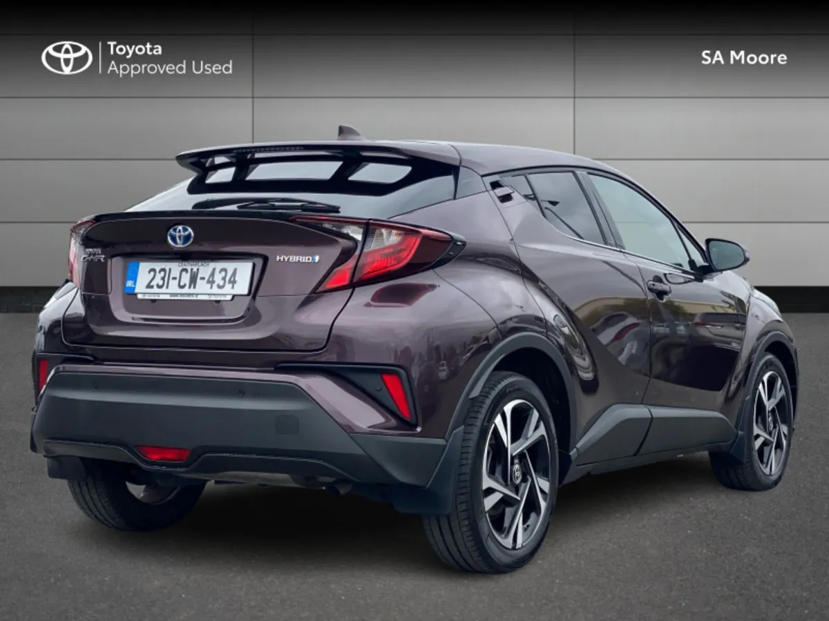 Toyota C-HR HYBRID SPORT - Image 2