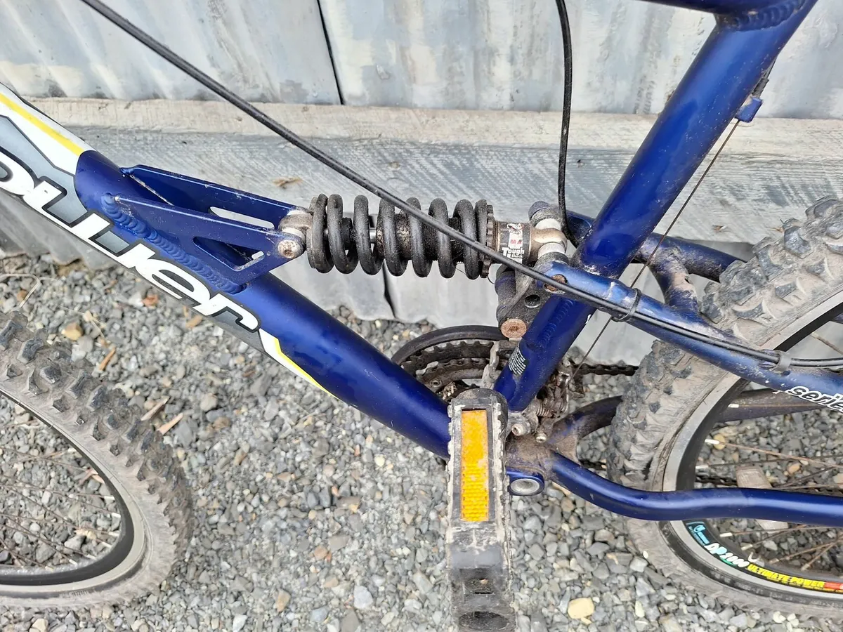 Mountain bike - Image 2