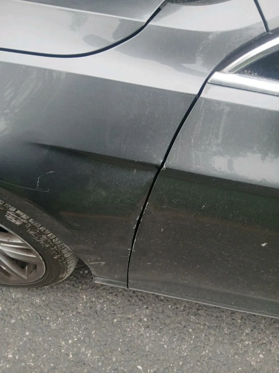 2015 volkswagen passat - Image 3