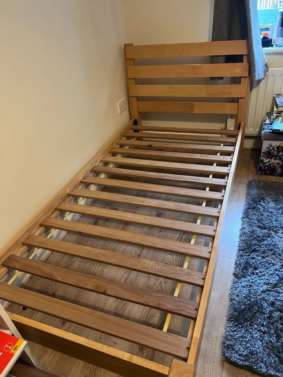 Beds - Image 2