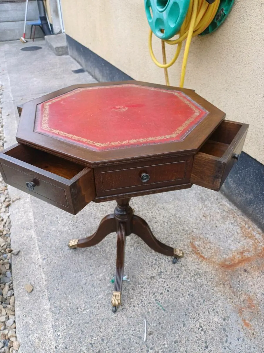 1920/30s Mahogany Octagonal Table - Image 3