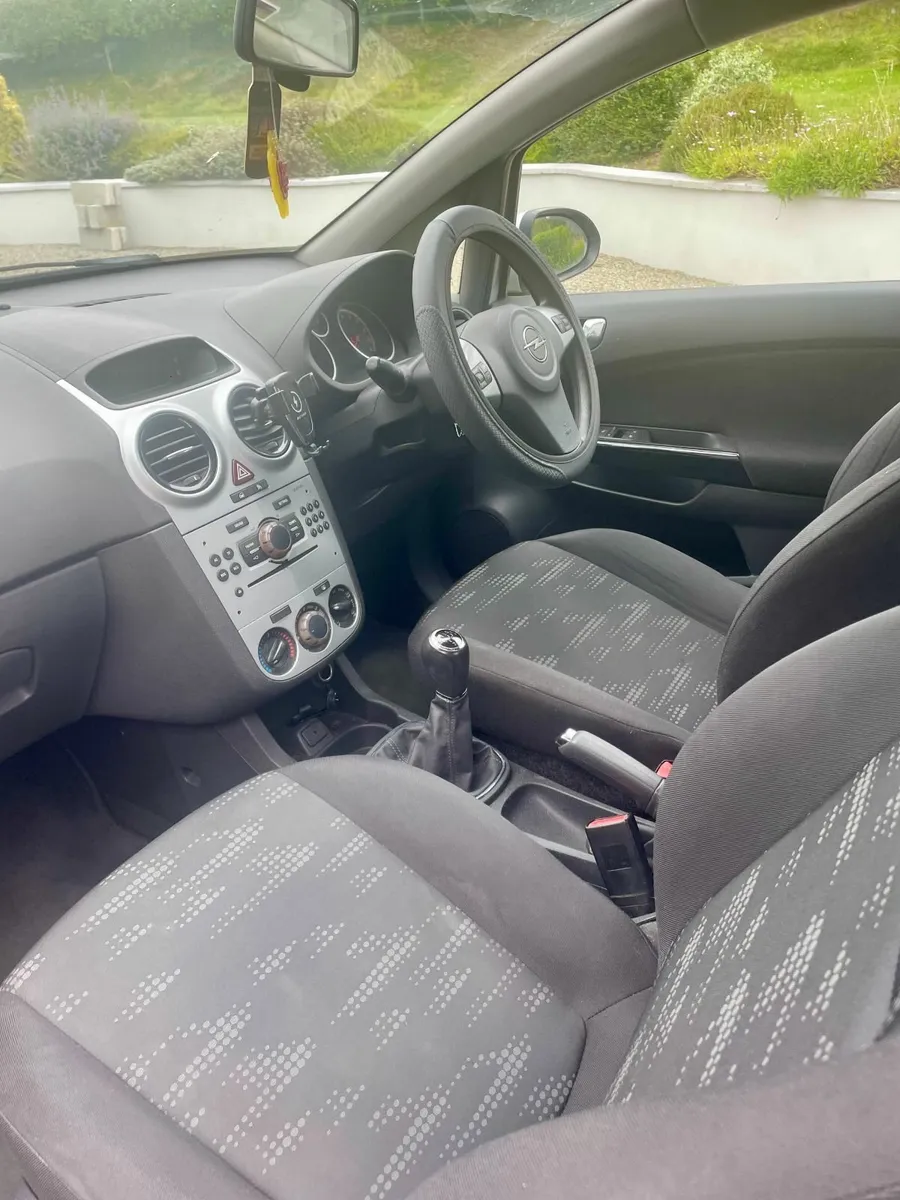 Opel Corsa 2011 - Taxed and NCT 10/25 - Image 2