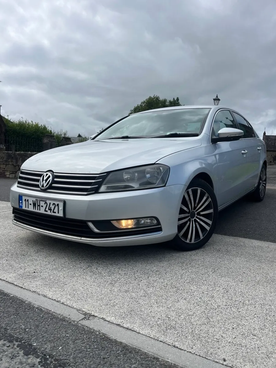 Volkswagen Passat - Image 3