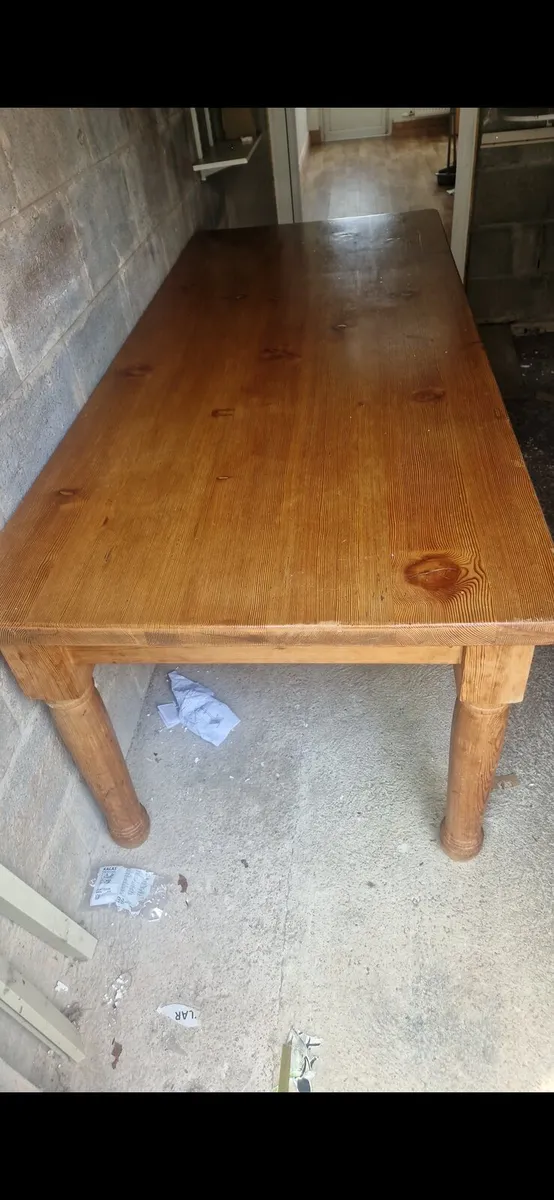 Beautiful handmade pine wood table - Image 2