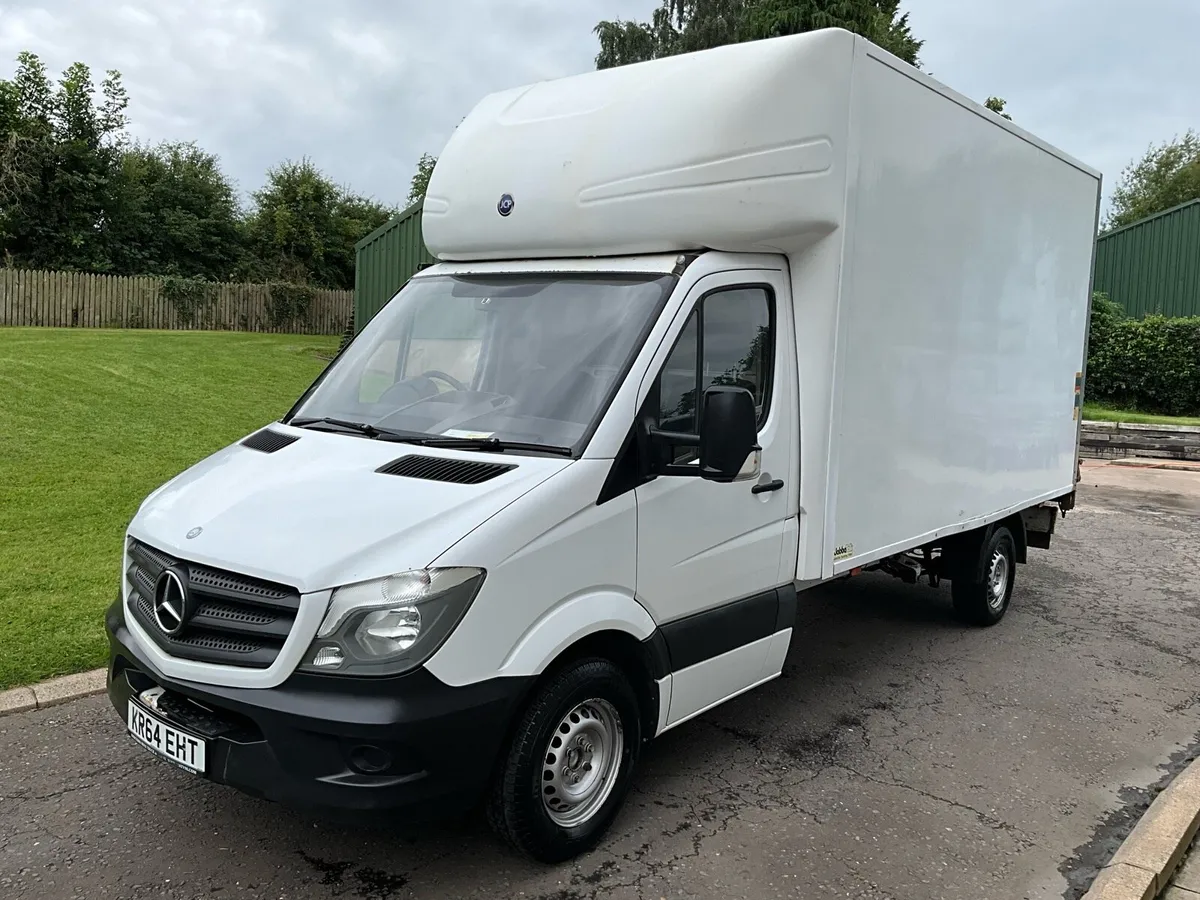 2014 Mercedes Sprinter Luton - Image 1