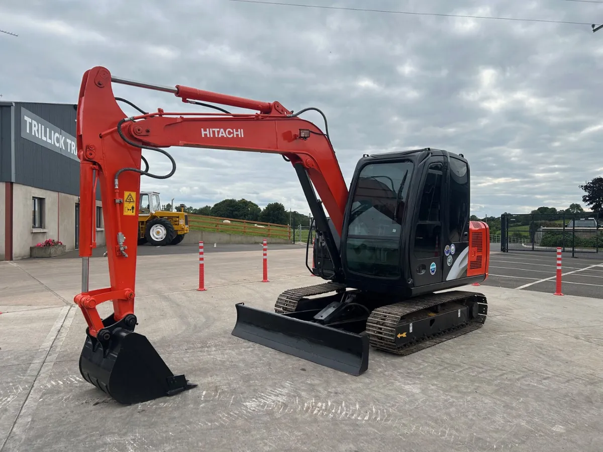 2014 Hitachi Zaxis 60, 3821 Hours - Image 4