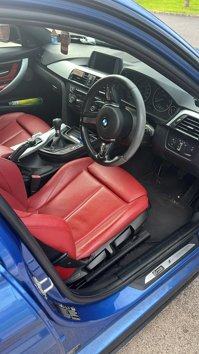 BMW 320d XDrive - Image 2
