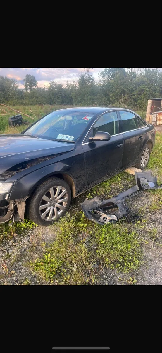Audi A4 2009 - Image 2