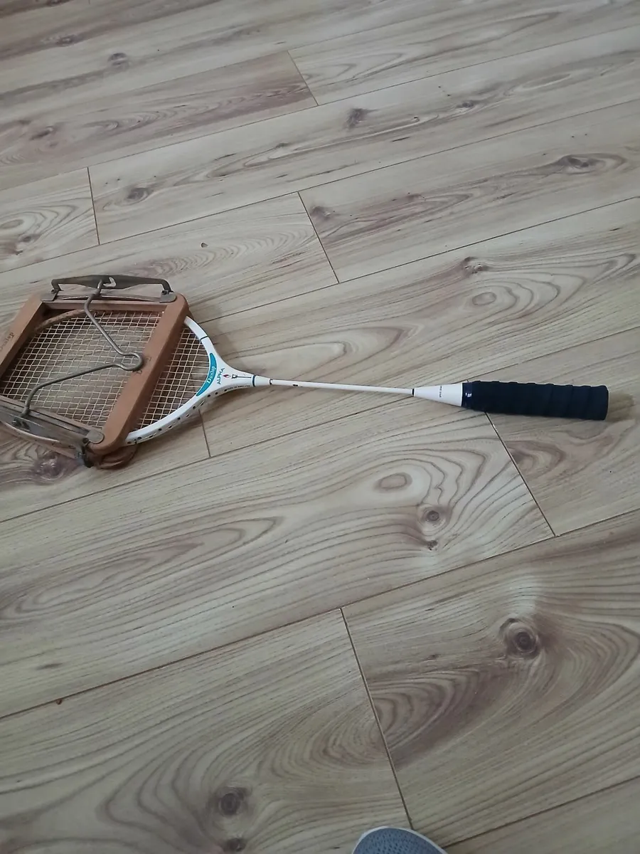 Badminton Racket - Image 3