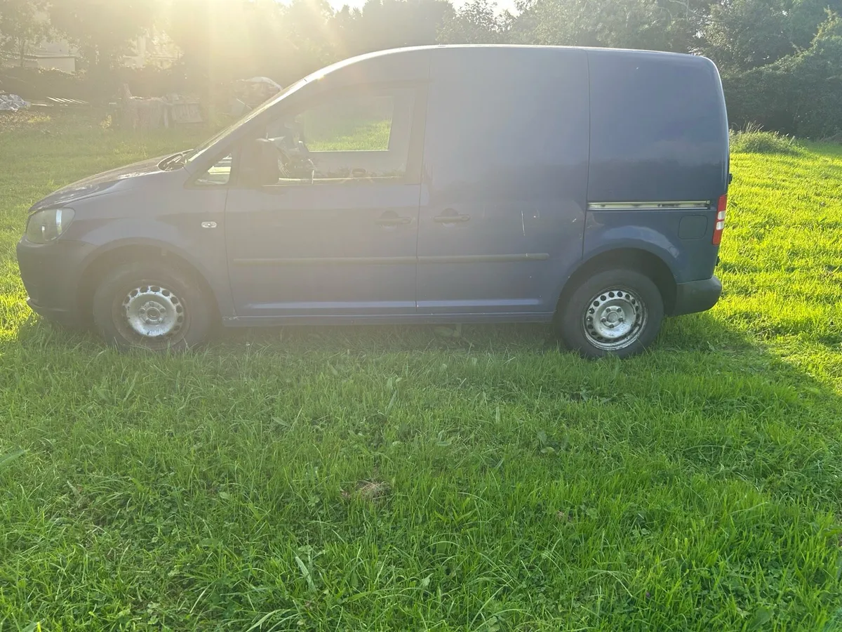 Volkswagen Caddy - Image 2