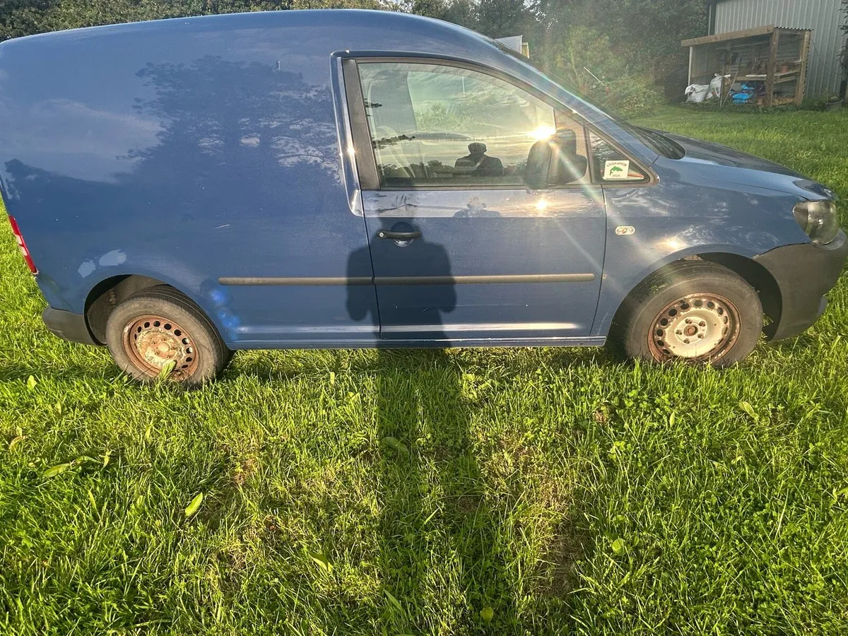 Volkswagen Caddy - Image 4