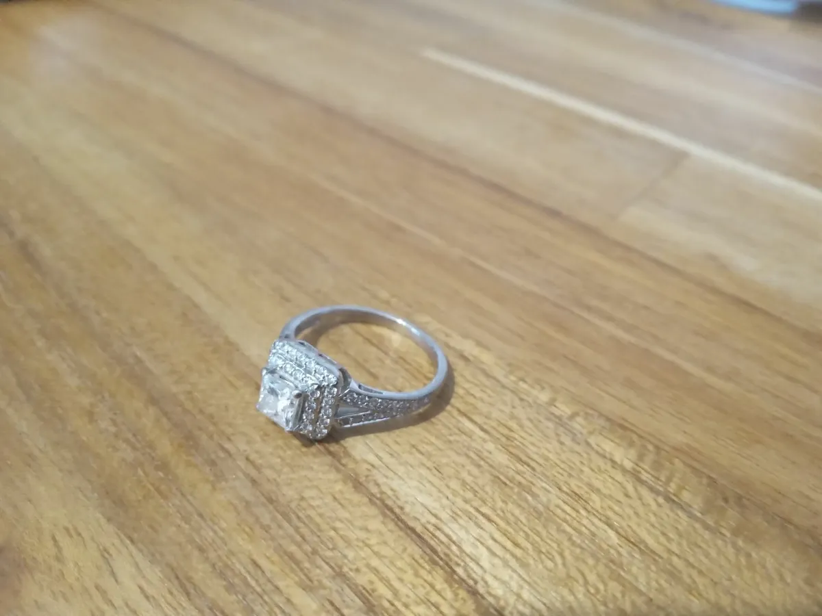 Diamond ring - Image 2