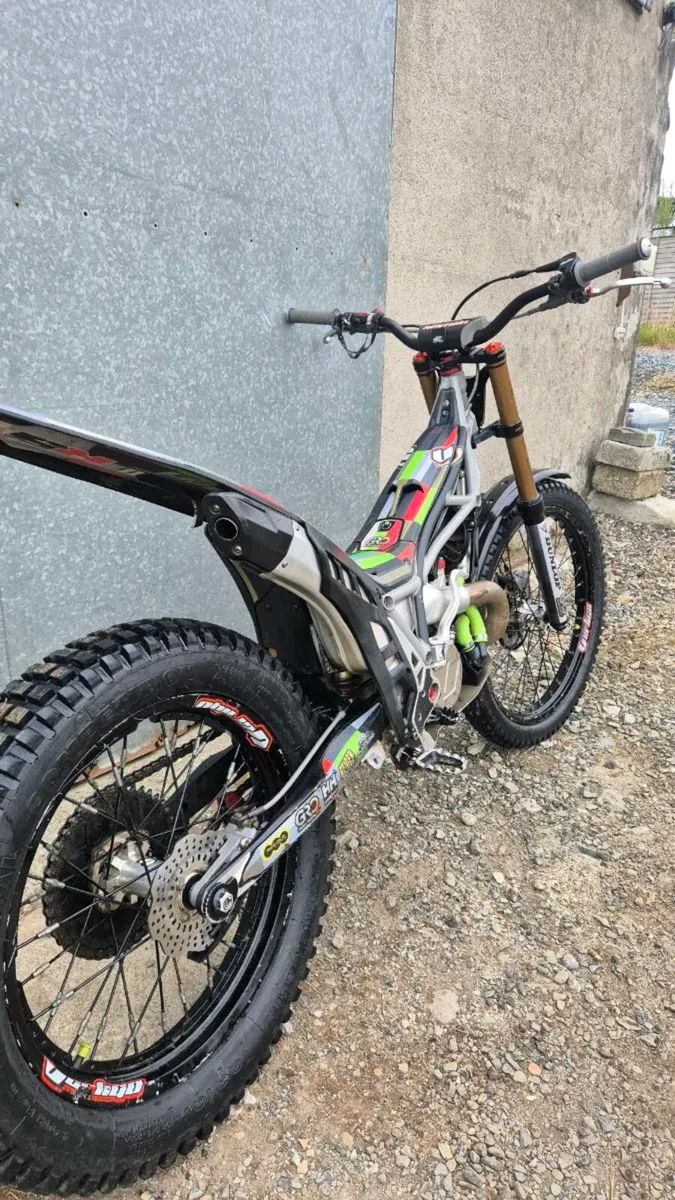 Vertigo RS2 Nitro 300cc 2024 Trials Bike - Image 3