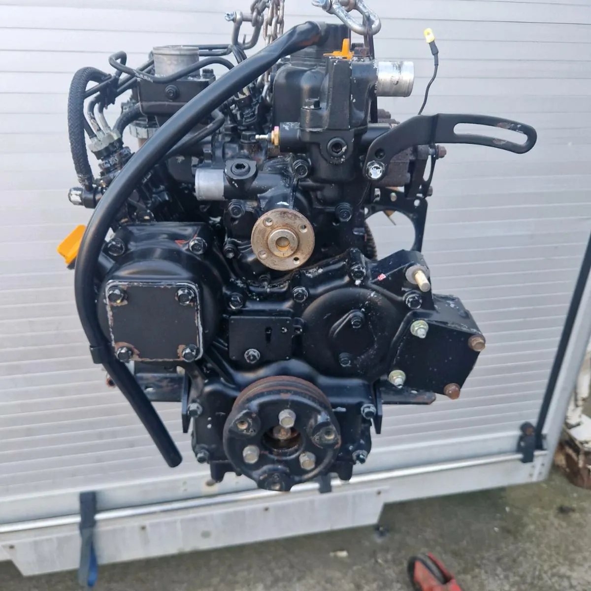Yanmar 3TNE 82A diesel engine - Image 2