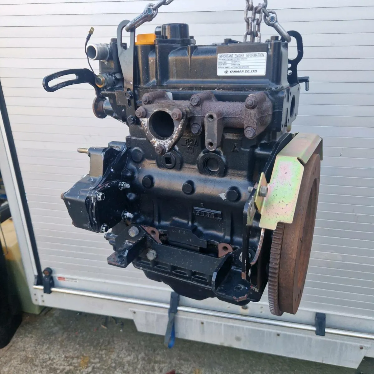 Yanmar 3TNE 82A diesel engine - Image 3