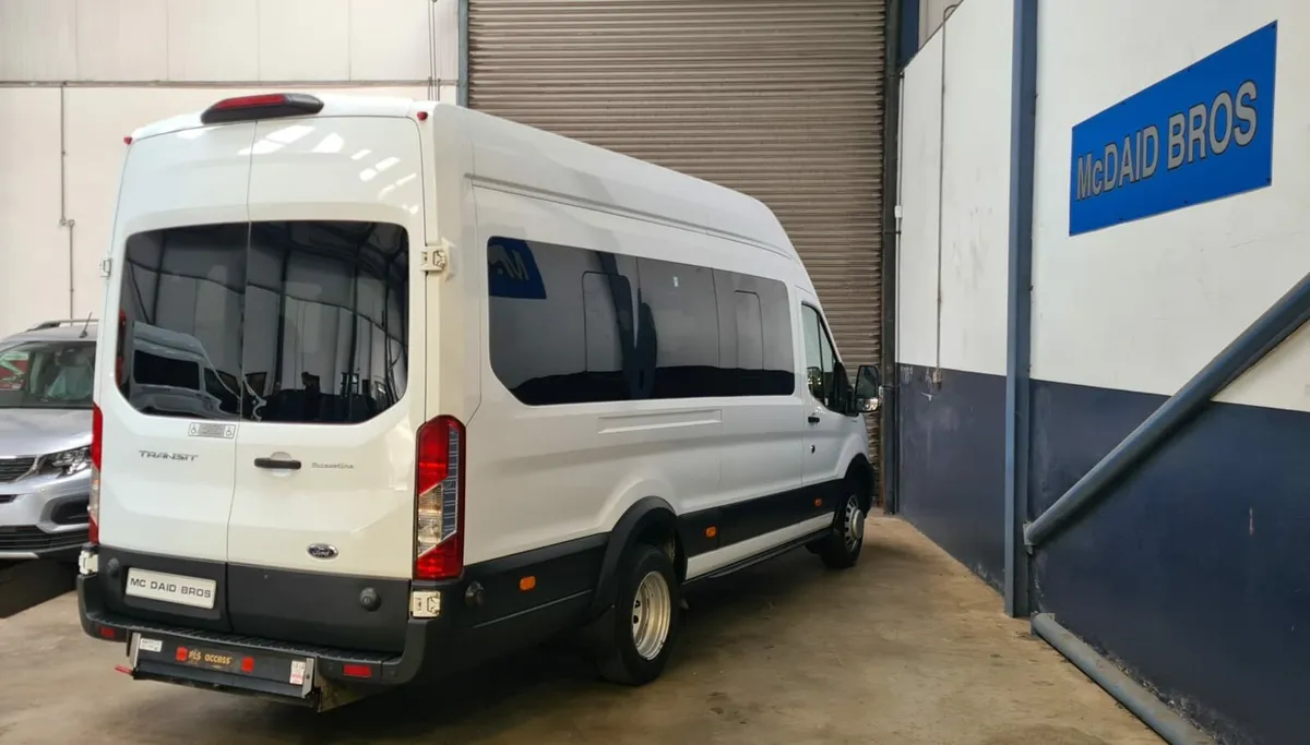 192 FORD TRANSIT MINIBUS WHEELCHAIR ACCESSIBLE - Image 4