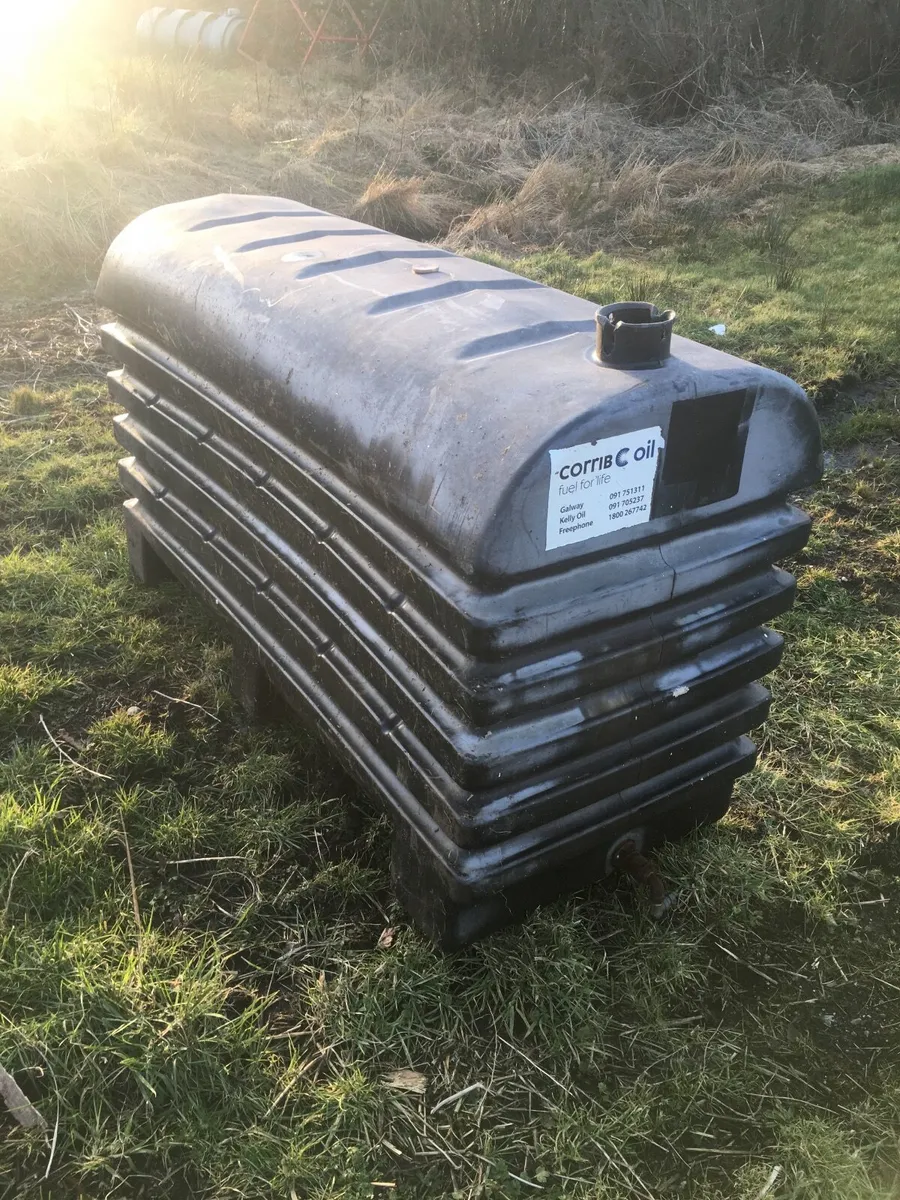 Oil tanks - Image 2
