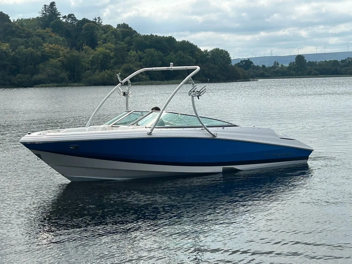 REGAL 2200 BOWRIDER SPORTS BOAT - Image 4