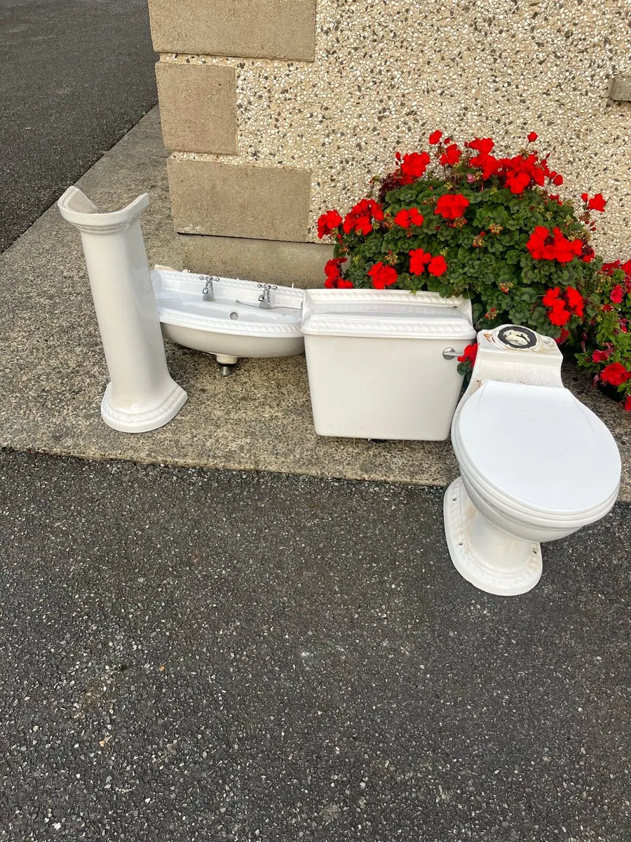 Bathroom Furniture Set - Image 1