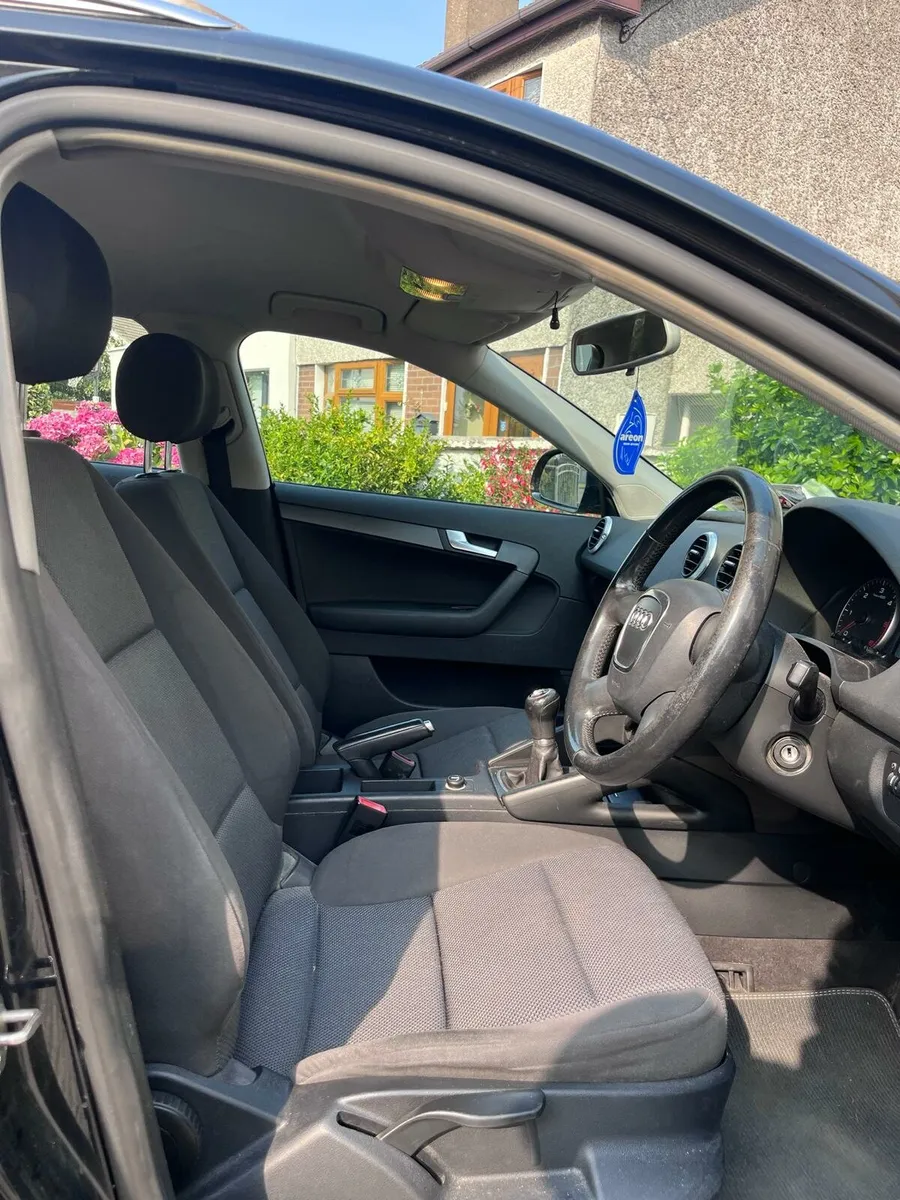 Car - Image 4