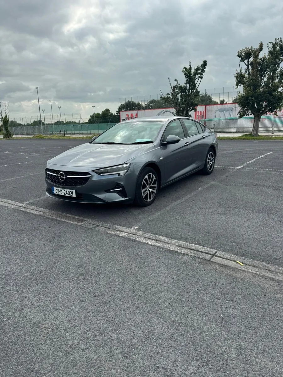 Opel Insignia 2021 - Image 2