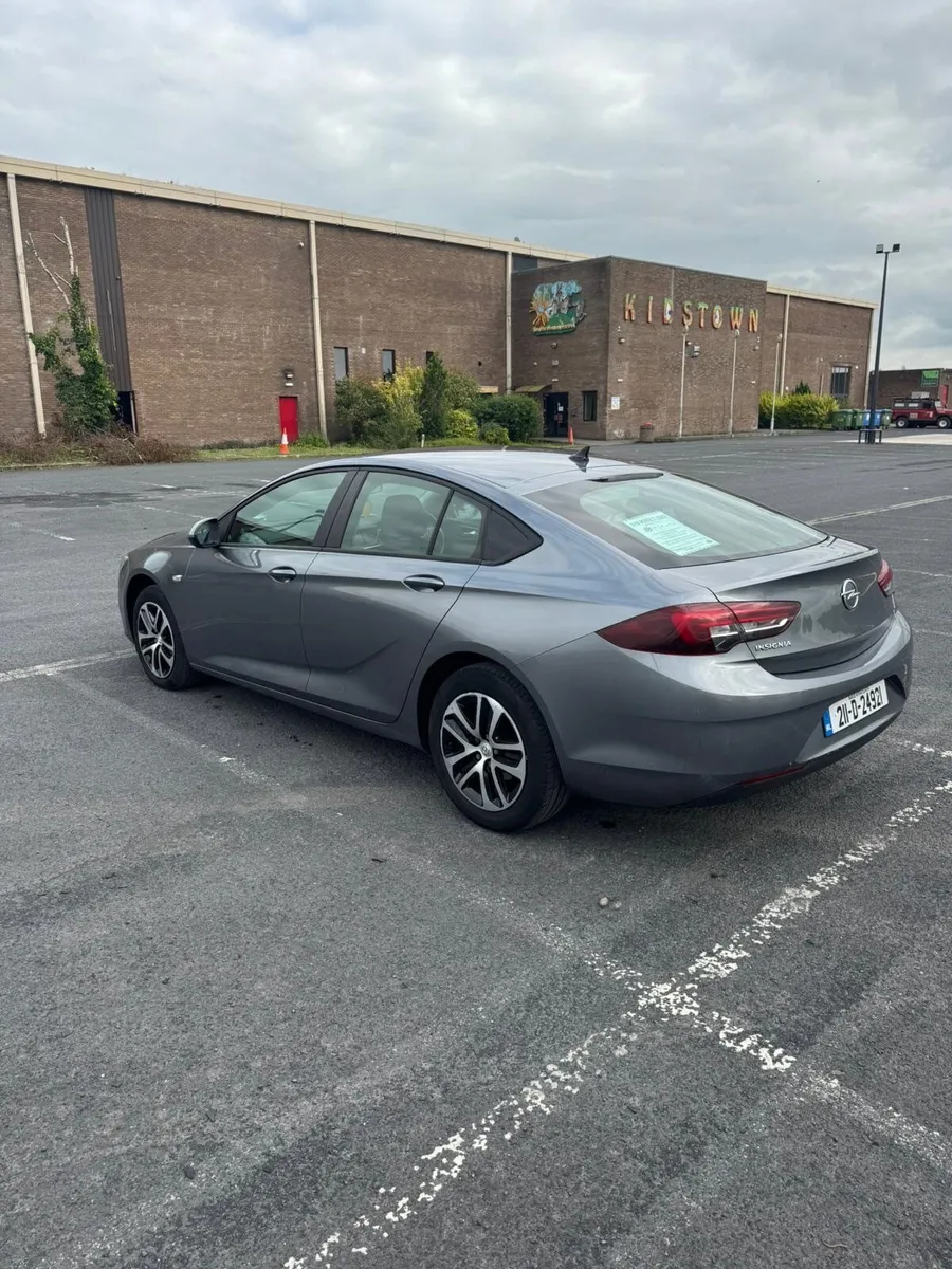 Opel Insignia 2021 - Image 3