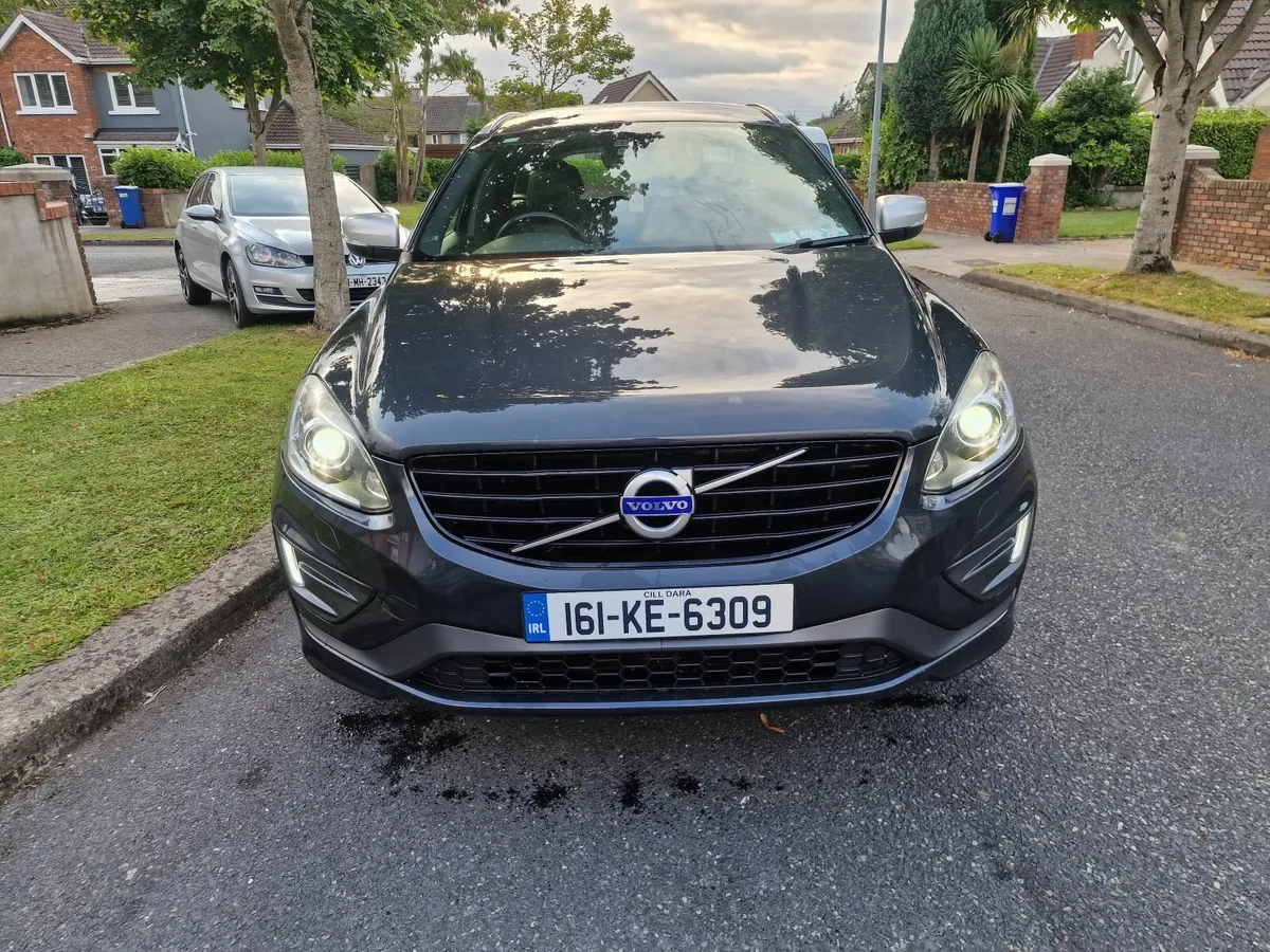 Volvo XC60 2016 R-Design Top Spec Low Miles - Image 3